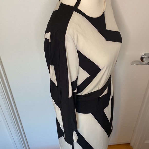 Armani Exchange 3/4 Sleeve Dress with Reversible Belt, 6 - Picture 6 of 14